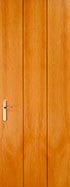 Puerta Econova Enchapada modelo Itálica